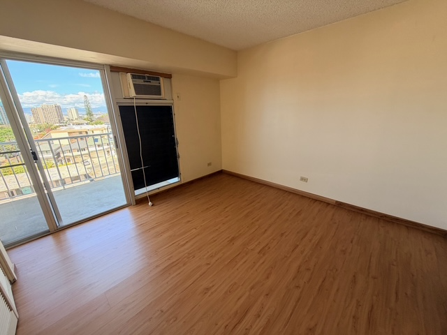 1516 Ward Ave #708 - Photo 4 of 4