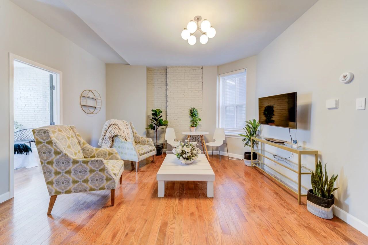 1703 S 9th St - Photo 3 of 9