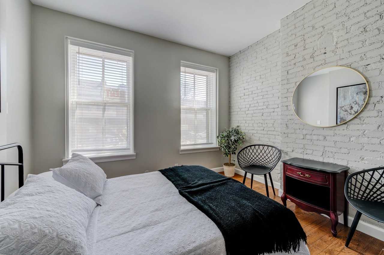 1703 S 9th St - Photo 6 of 9