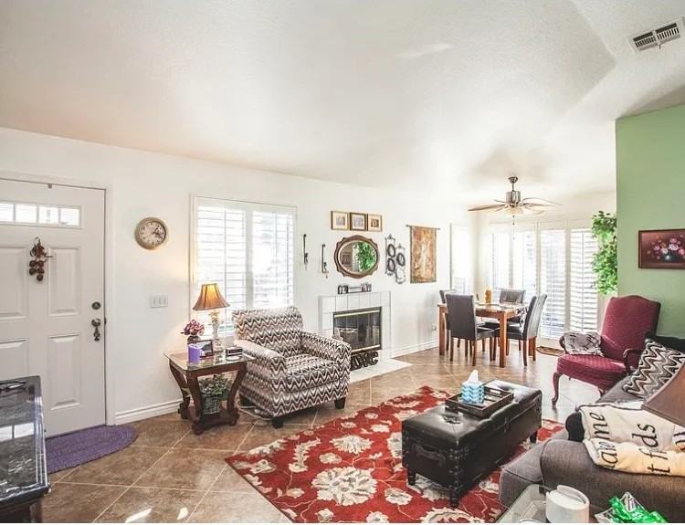 7643 Haven Ave #B - Photo 2 of 13