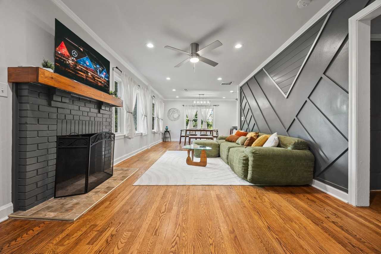 10 Claire Dr Se - Photo 3 of 20