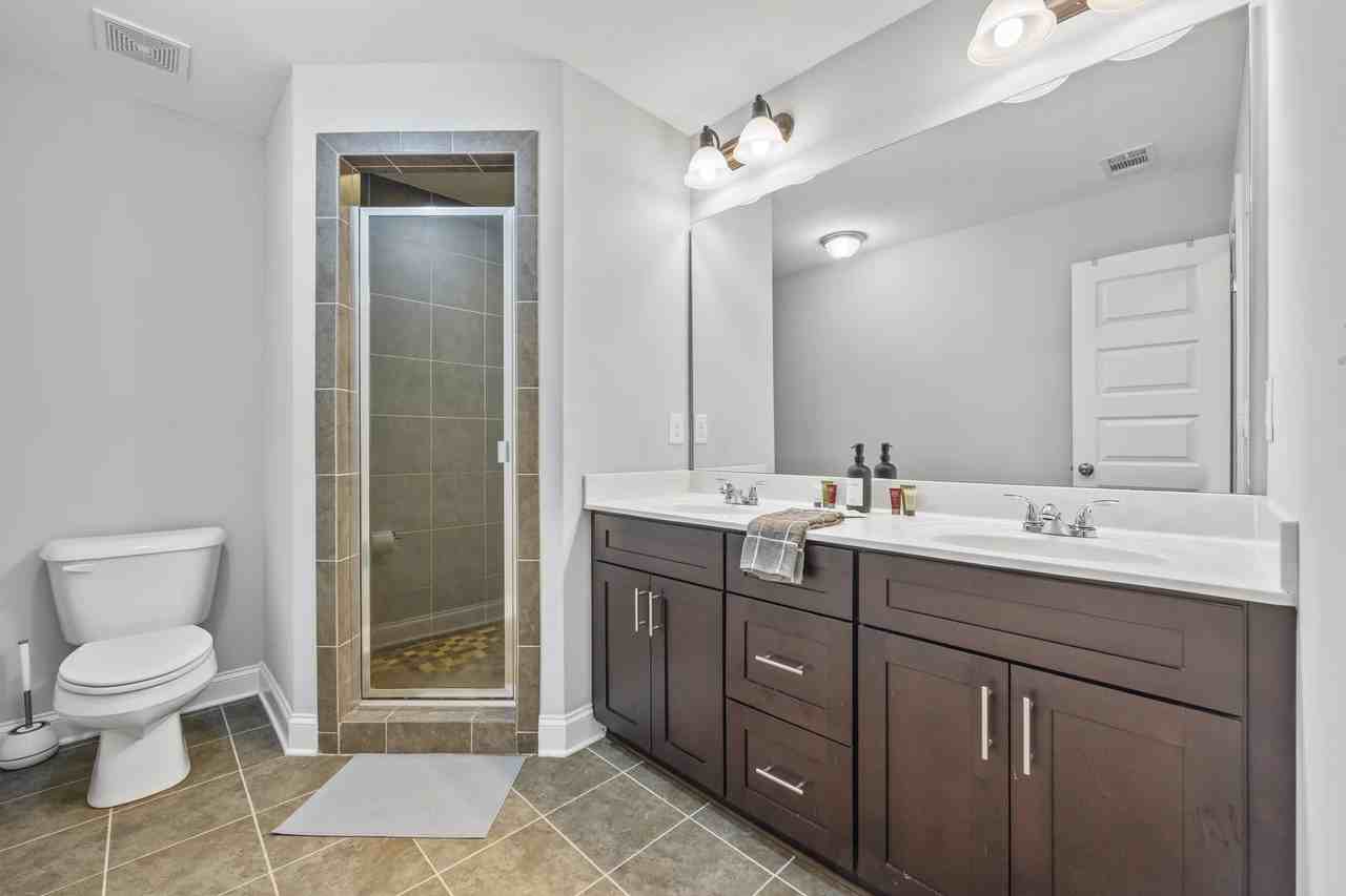 1365 Memorial Dr Se #9 - Photo 4 of 19