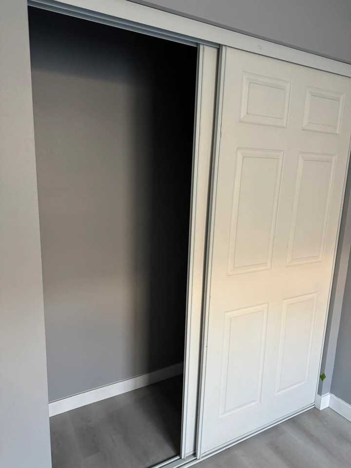 10503 Woodley Ave - Photo 5 of 10