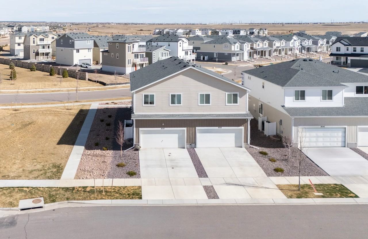 5832 Dakan Loop - Photo 2 of 11