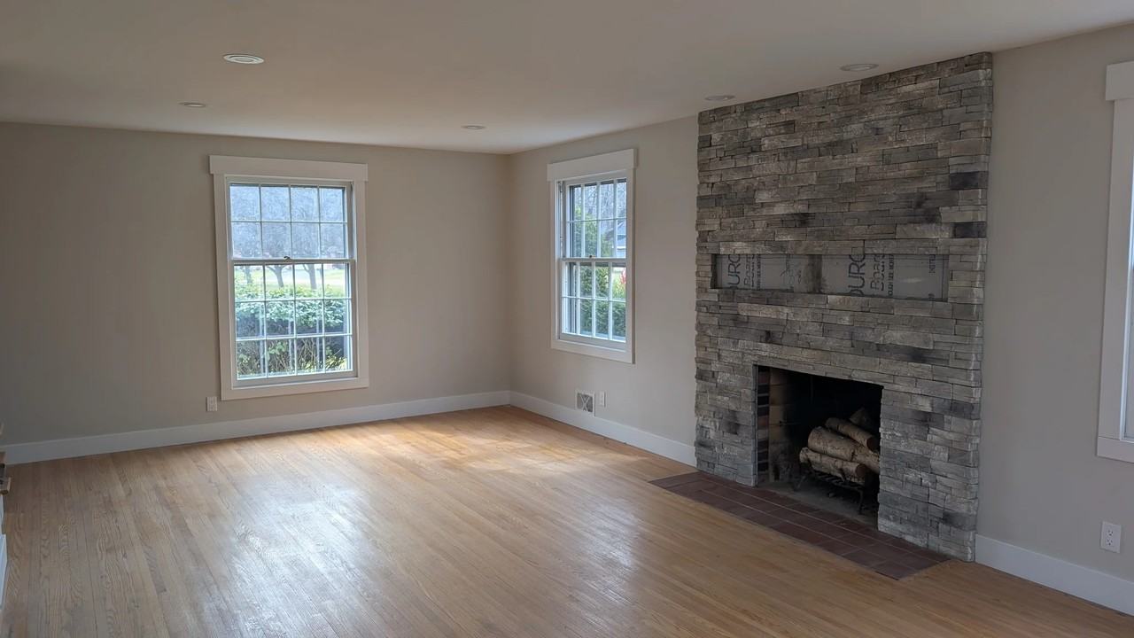 000 E Main St - Photo 2 of 17