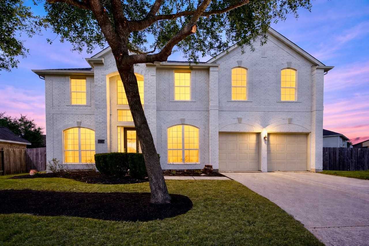 13611 Cotton Way - Photo 2 of 20