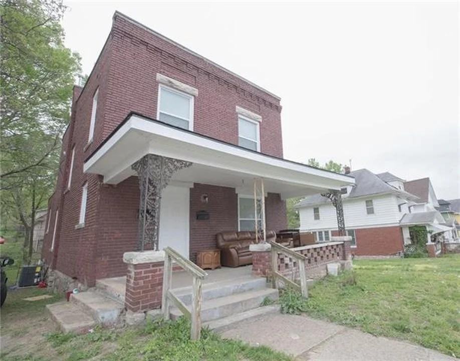 2119 N 7th St - Photo 2 of 6