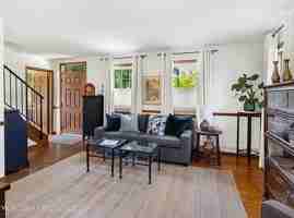 featured image of 282 Schmidt Rd