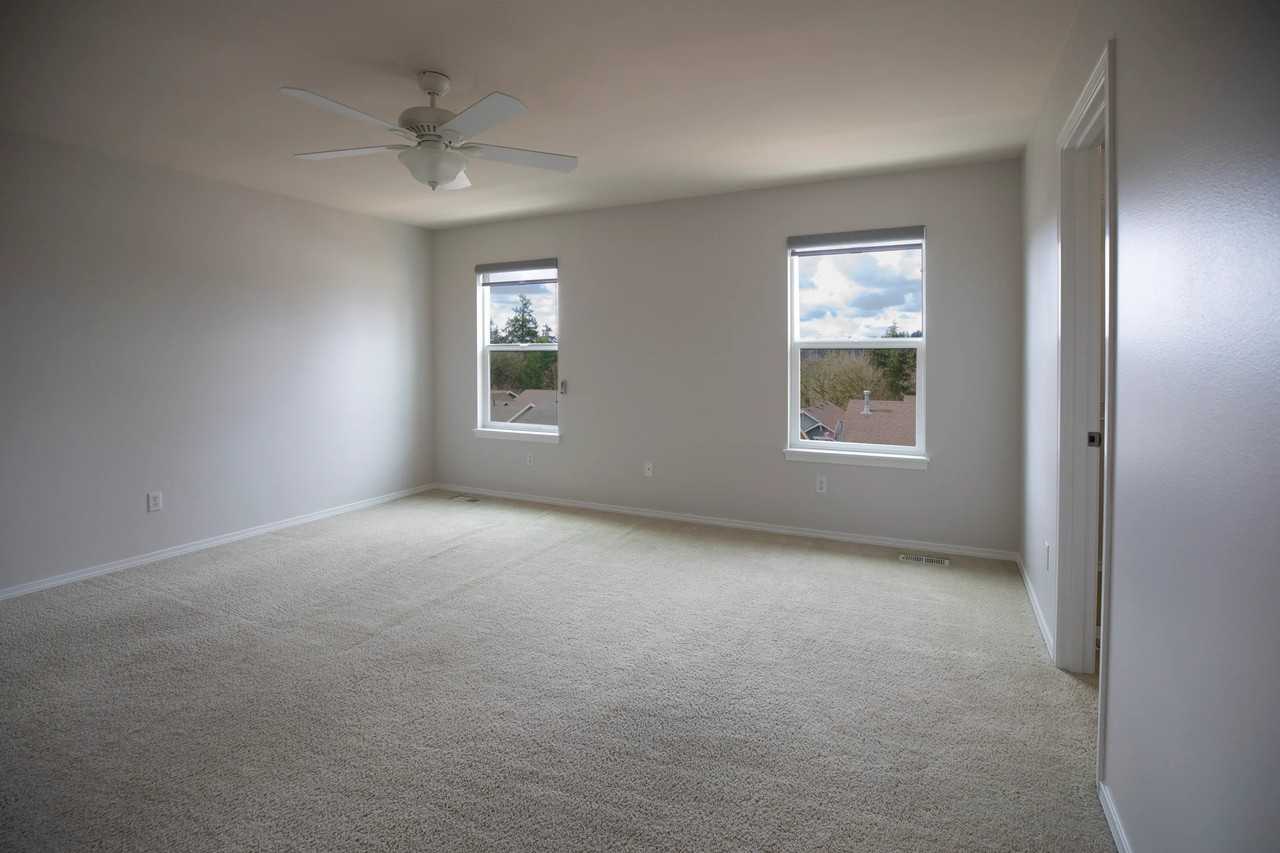 20423 124th Ave Ne - Photo 7 of 17