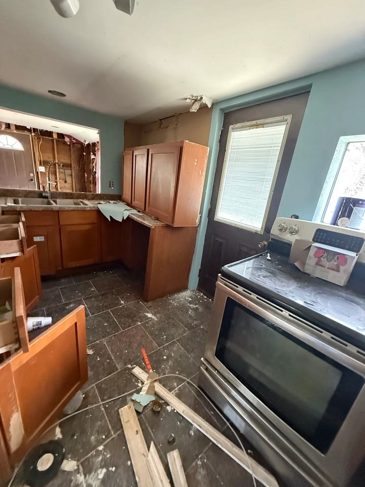 3305 Franor St - Photo 4 of 20