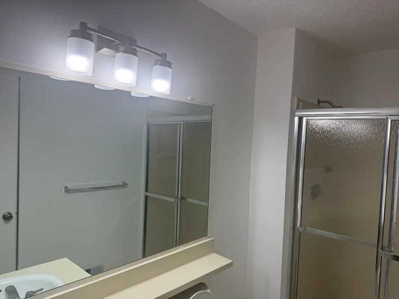 436 Danbury Ln - Photo 7 of 34