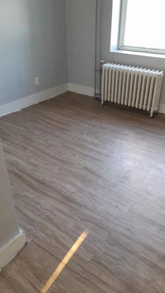 602 Henry St #2E - Photo 3 of 5