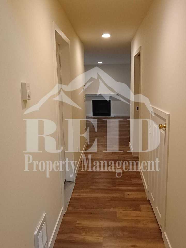 10307 Frontier Pl Nw - Photo 2 of 15