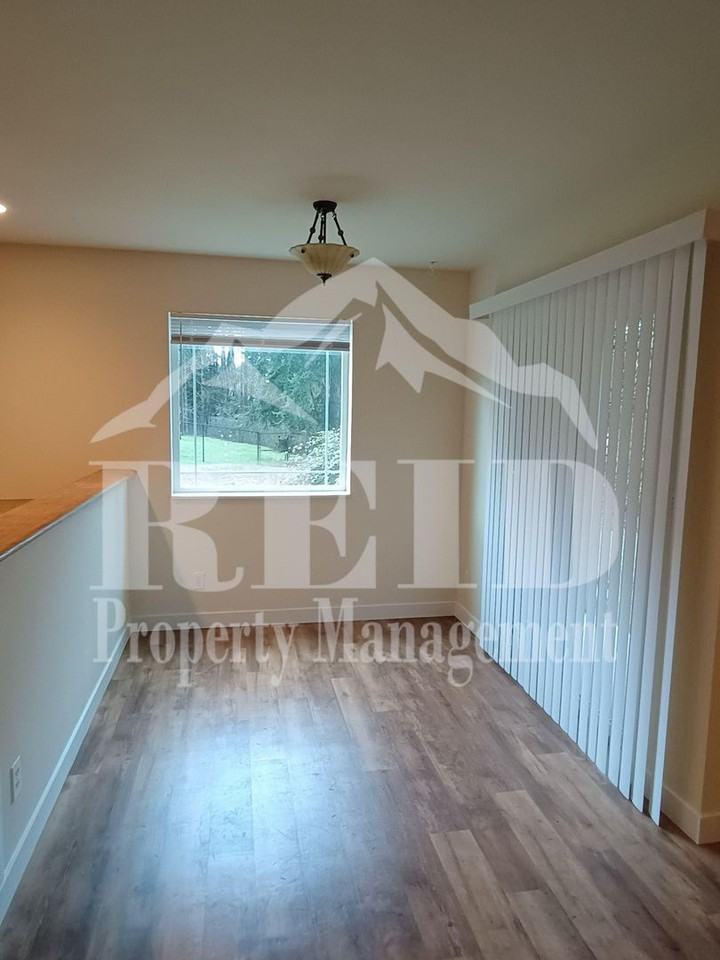 10307 Frontier Pl Nw - Photo 5 of 15