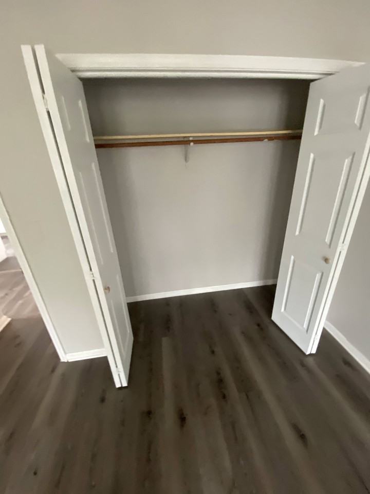 1535 Dixwell Ave #6 - Photo 3 of 8