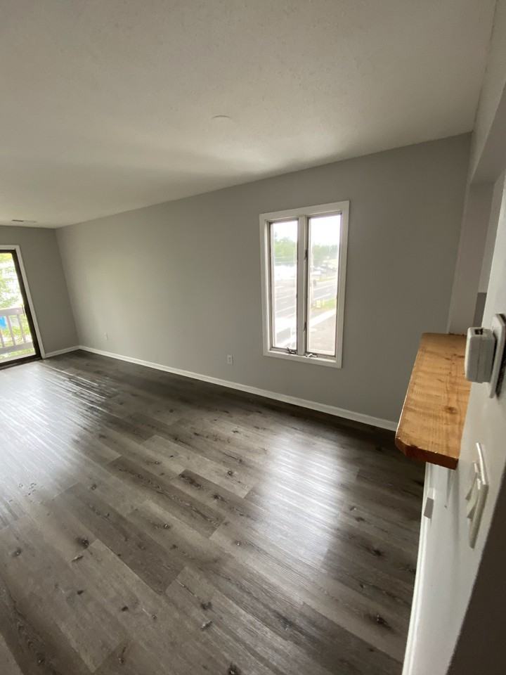 1535 Dixwell Ave #6 - Photo 4 of 8