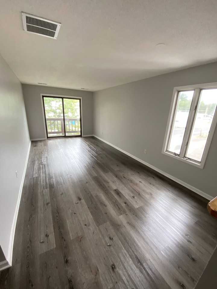 1535 Dixwell Ave #6 - Photo 6 of 8