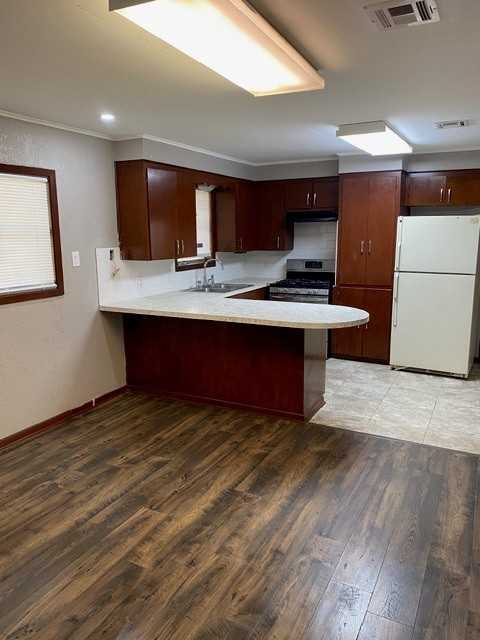 1111 Cardinal St #NA - Photo 2 of 4