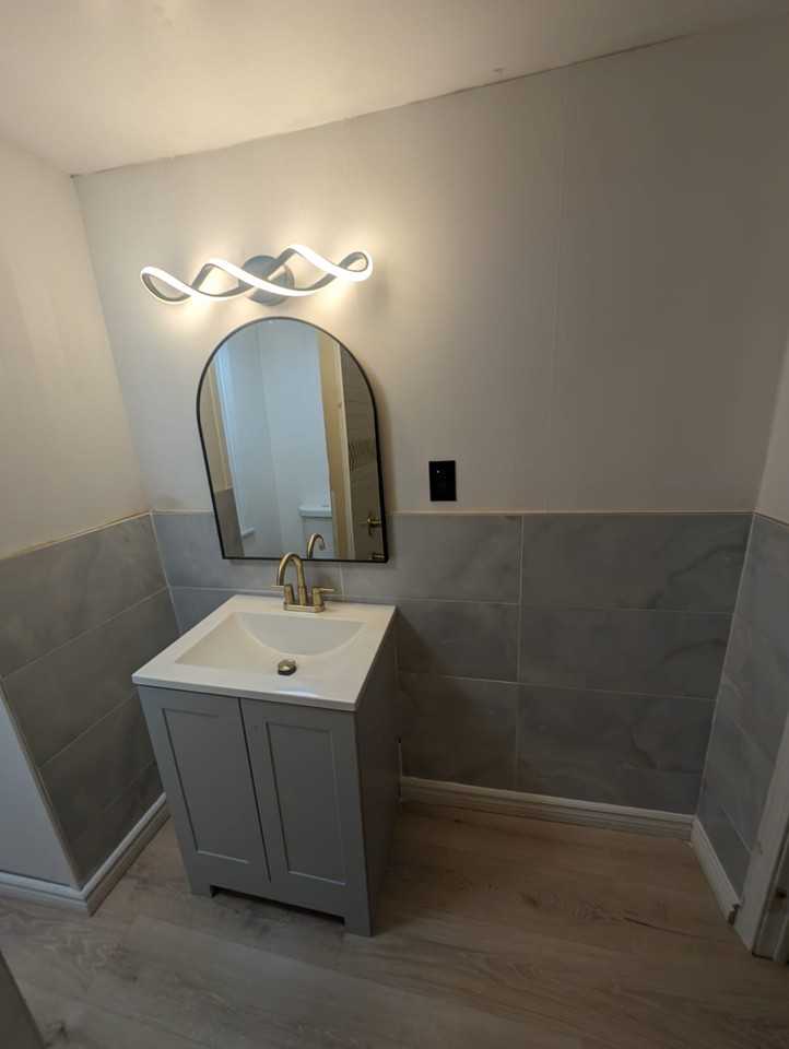 1138 La Salle Ave #1 - Photo 4 of 8