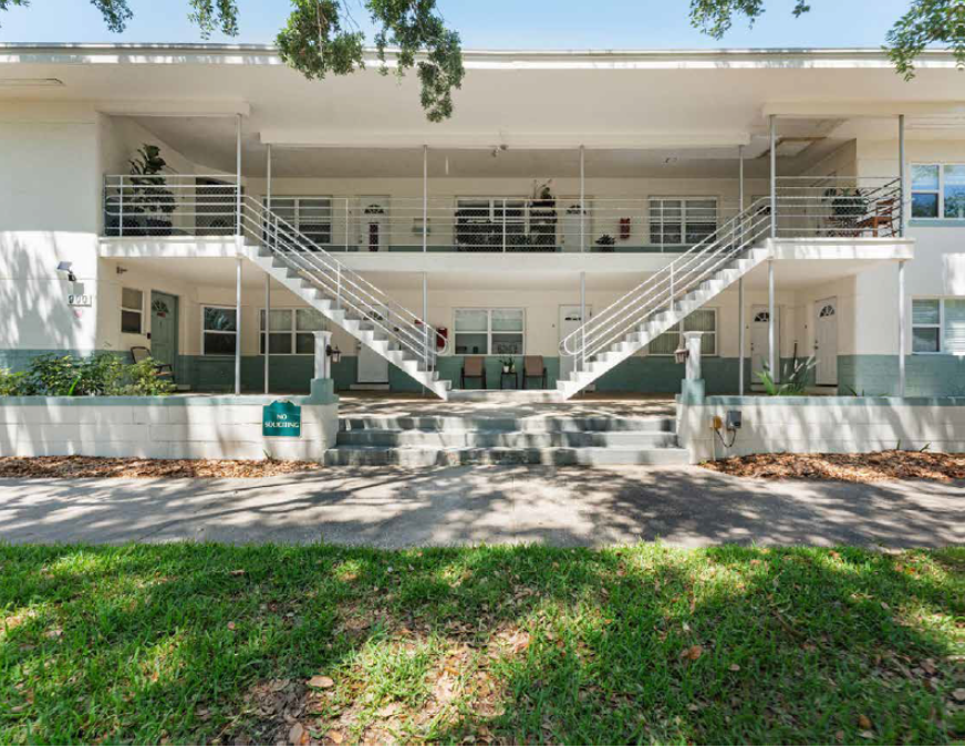 900 1st St N #7 - Photo 2 of 10