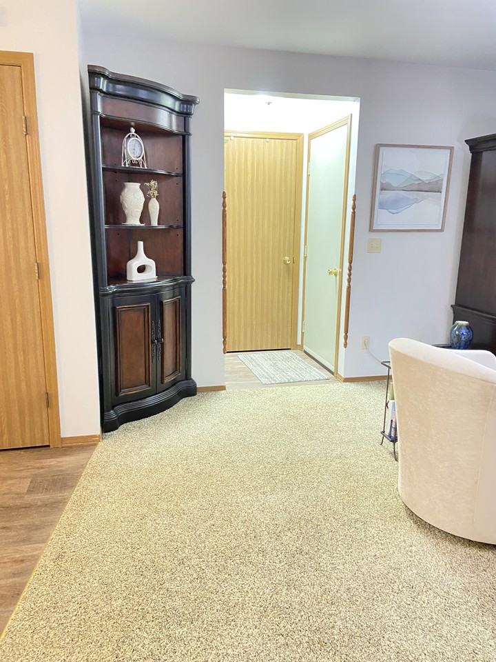 445 Slinger Rd #1 - Photo 4 of 14