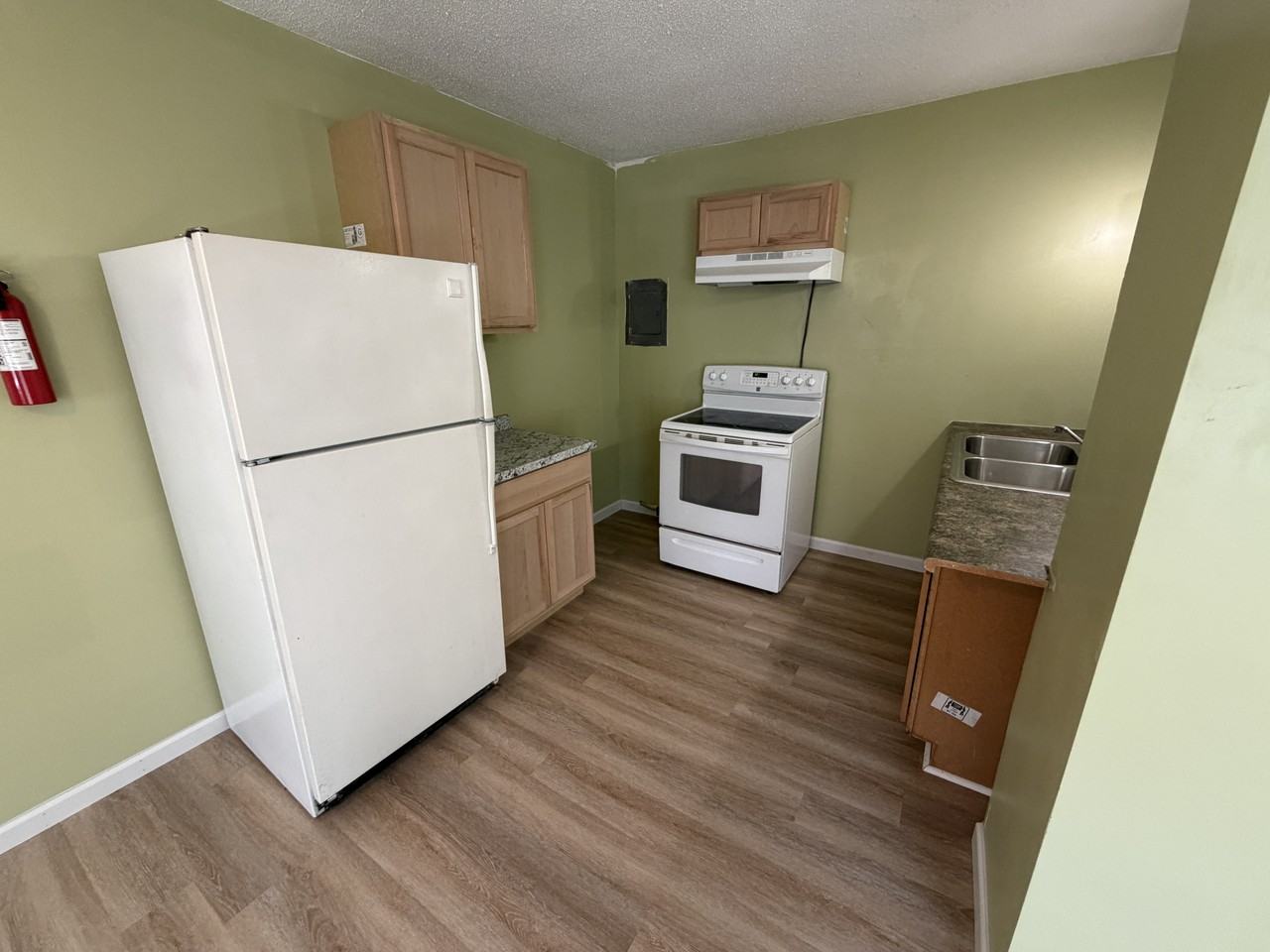 5103 N Main St #B - Photo 5 of 8