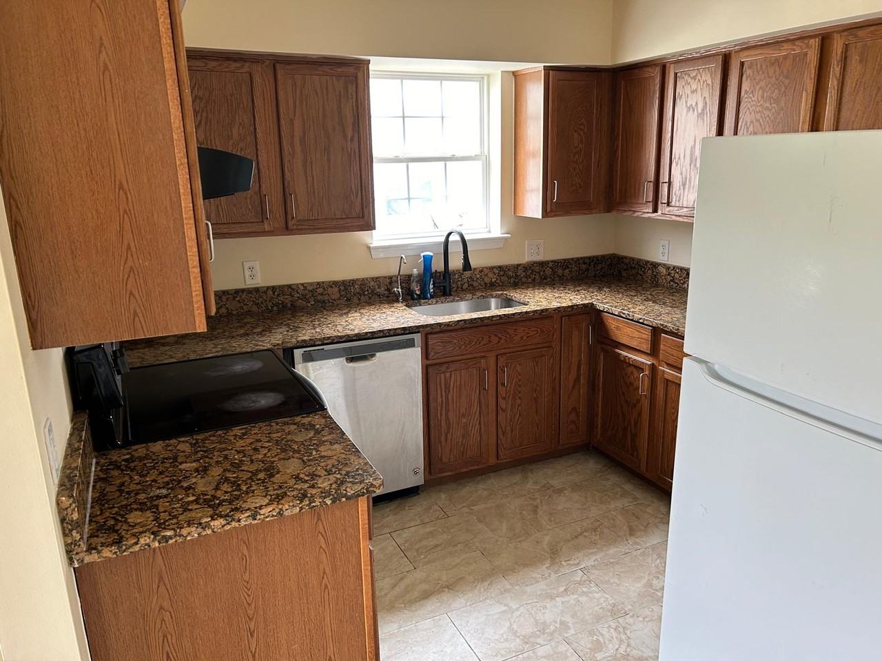 409 Gandy Dancer Ct #409 - Photo 2 of 8