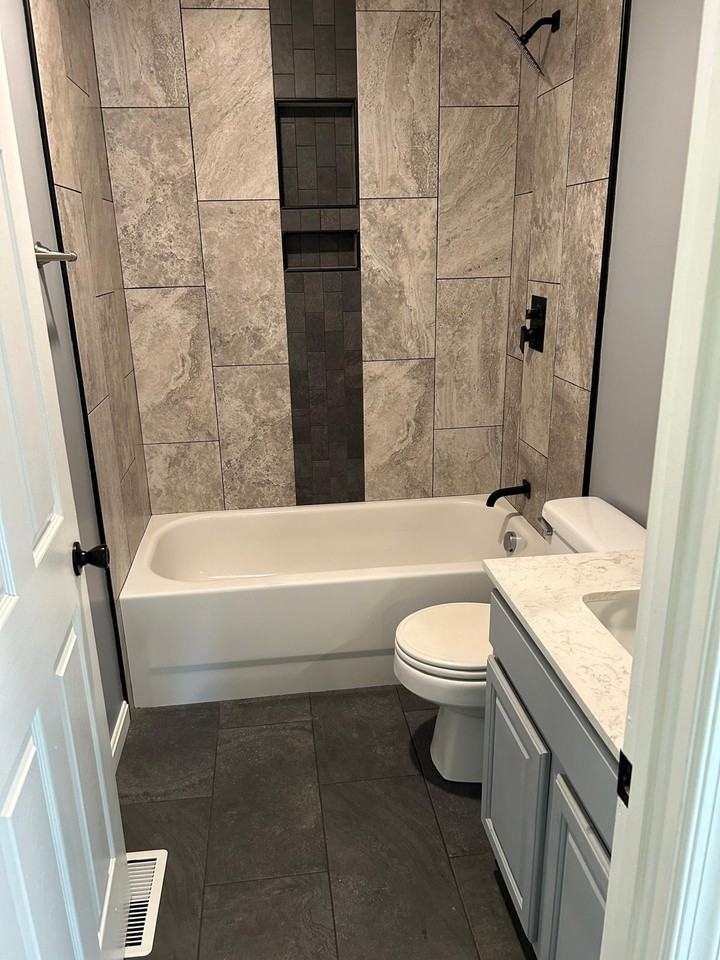 409 Gandy Dancer Ct #409 - Photo 4 of 8