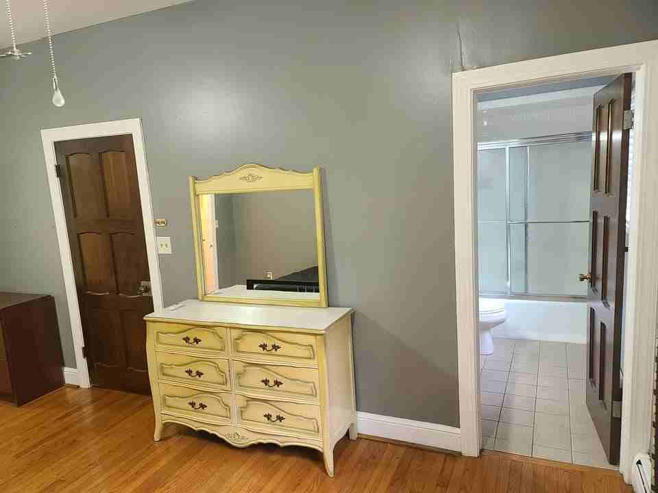 3405 Greypointe Cv #2A - Photo 3 of 17