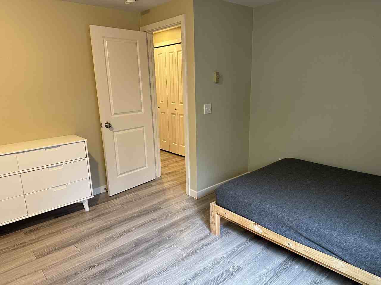 2626 E Madison St #5 - Photo 7 of 11