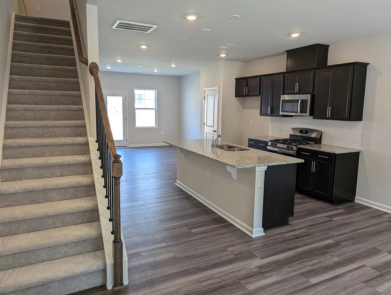 4919 Microcline Trl #4919 - Photo 3 of 23