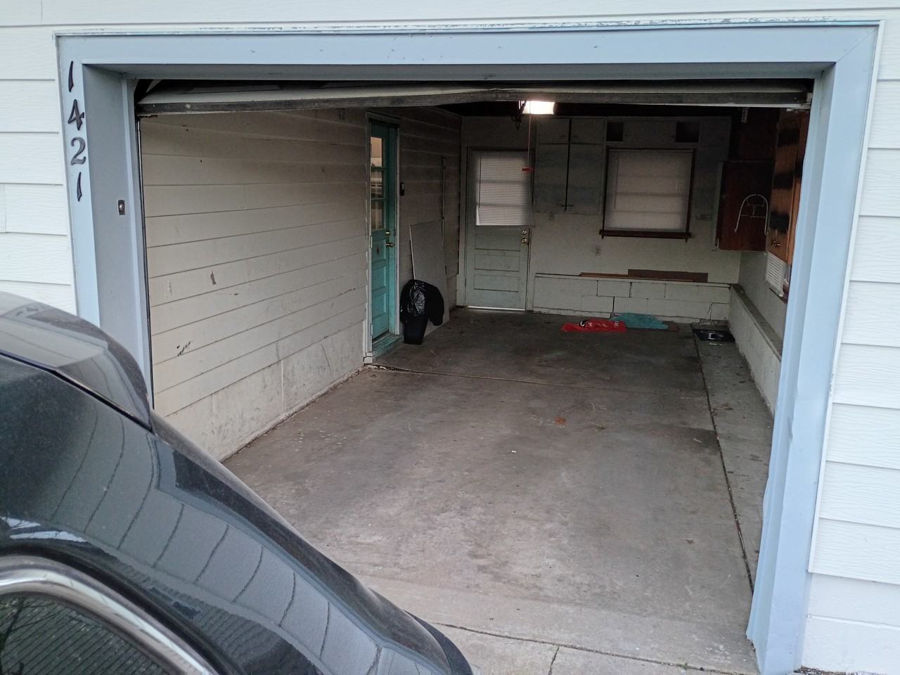 1421 W 14th St #NA - Photo 2 of 20