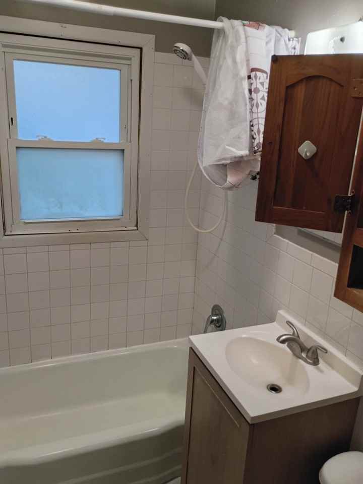 1421 W 14th St #NA - Photo 6 of 20