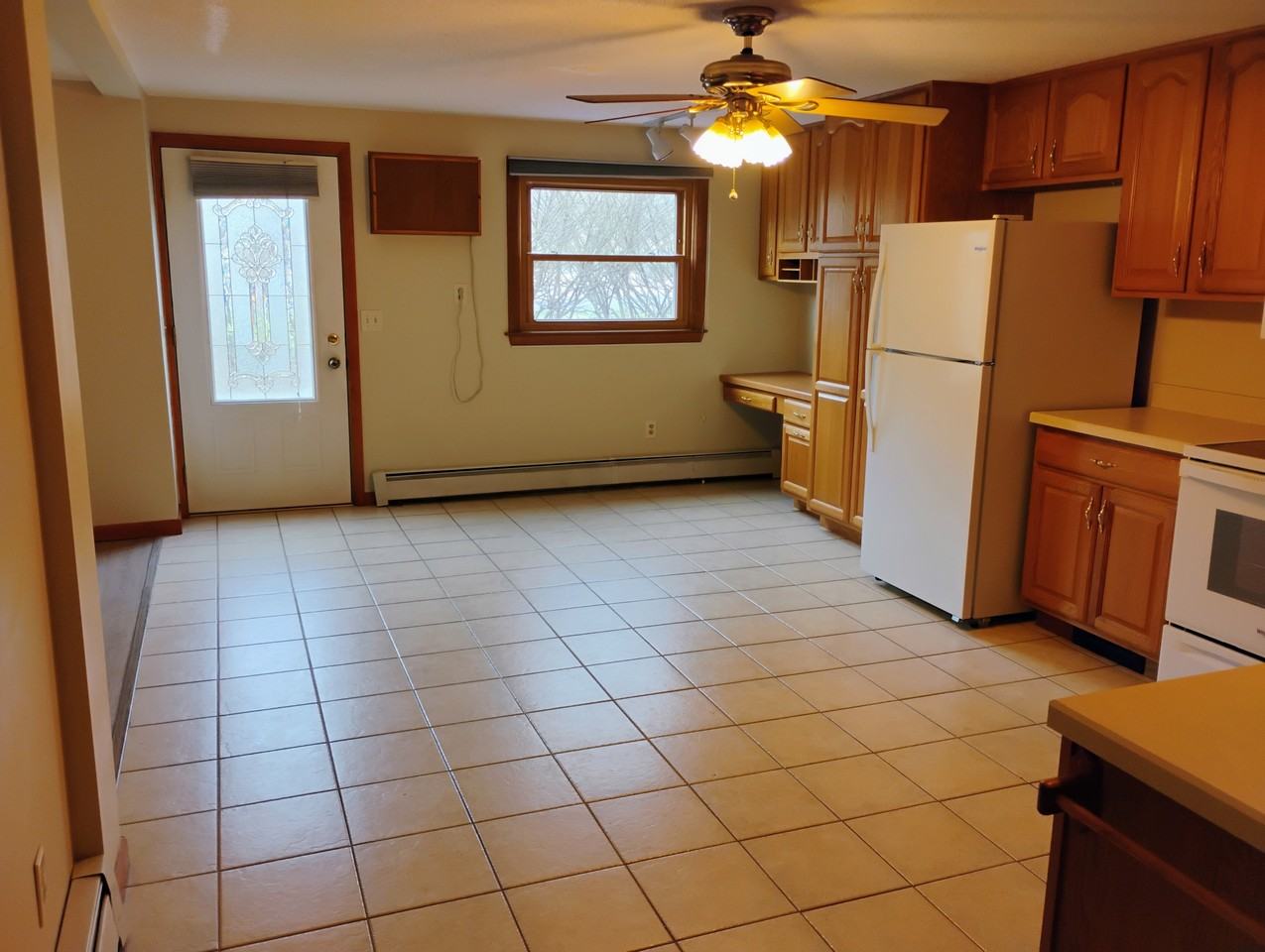 85 Debbie Dr - Photo 5 of 10