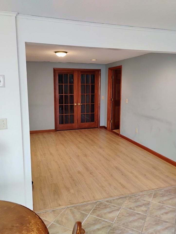 85 Debbie Dr - Photo 7 of 10