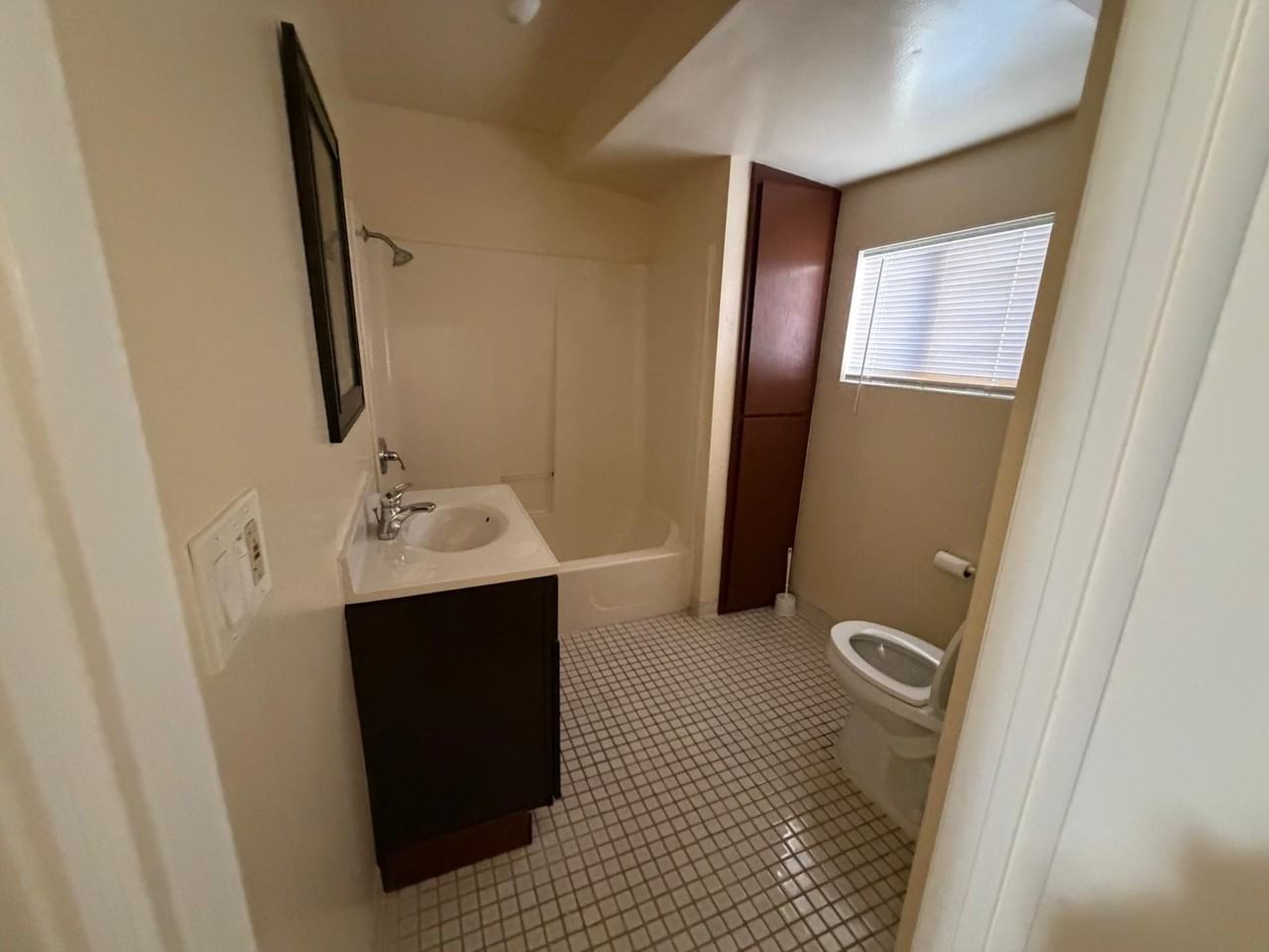 1821 13th Ave #1821 - Photo 4 of 6