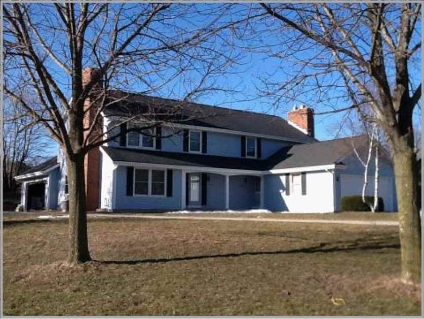 16555 Dane Ct E #16555 - Photo 2 of 31