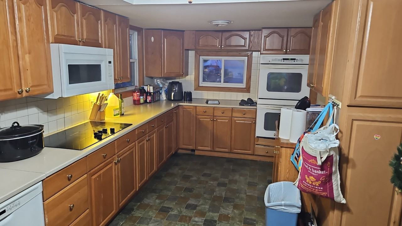 216 Friemann Ln #5 - Photo 2 of 3