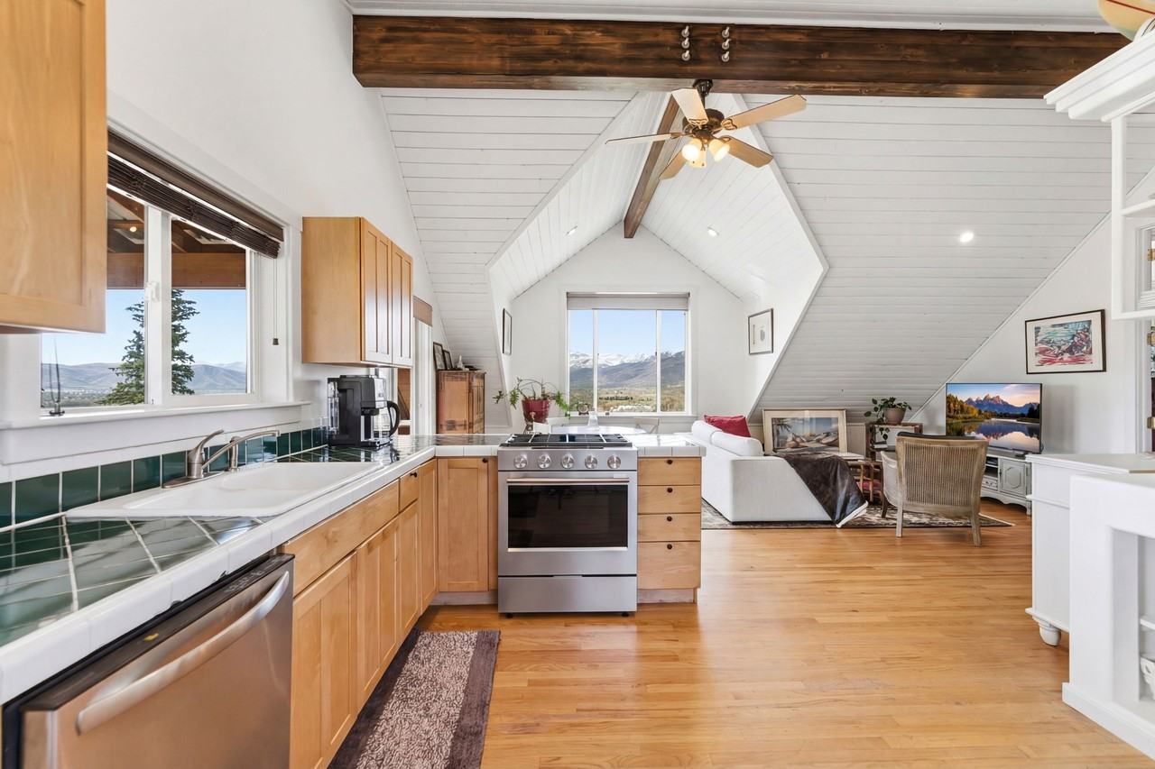 300 Moulton Ln #NA - Photo 7 of 50