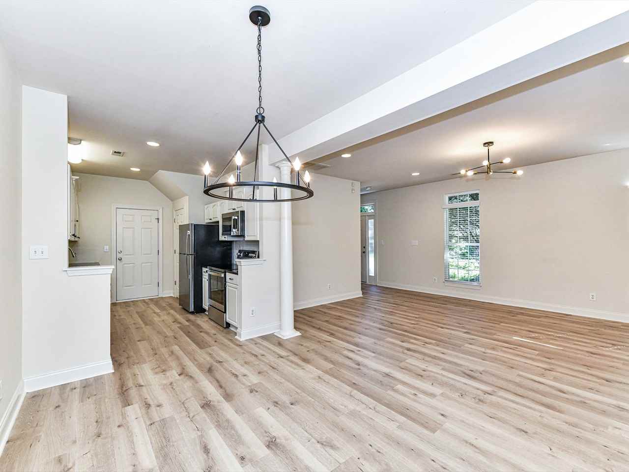 101 Meadowbrook Rd #A - Photo 5 of 33