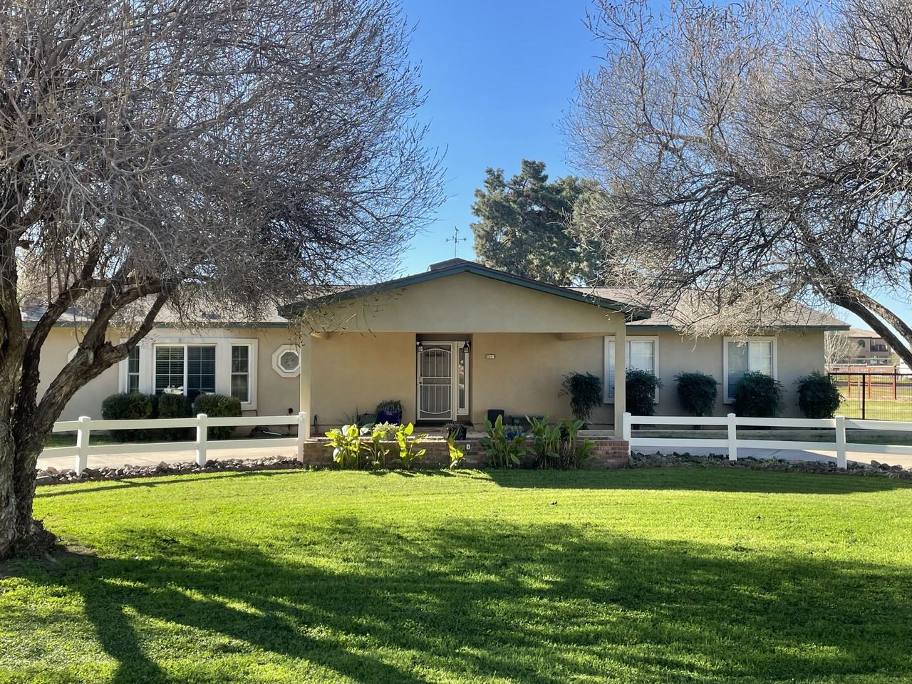 1201 E Catclaw St #NA