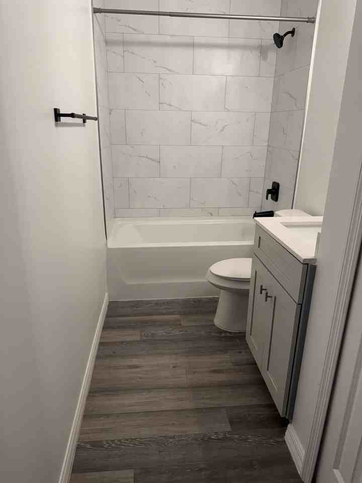 2532 Nw 31st Ave #NA - Photo 3 of 11