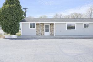 featured image of 340 E 8th N #A