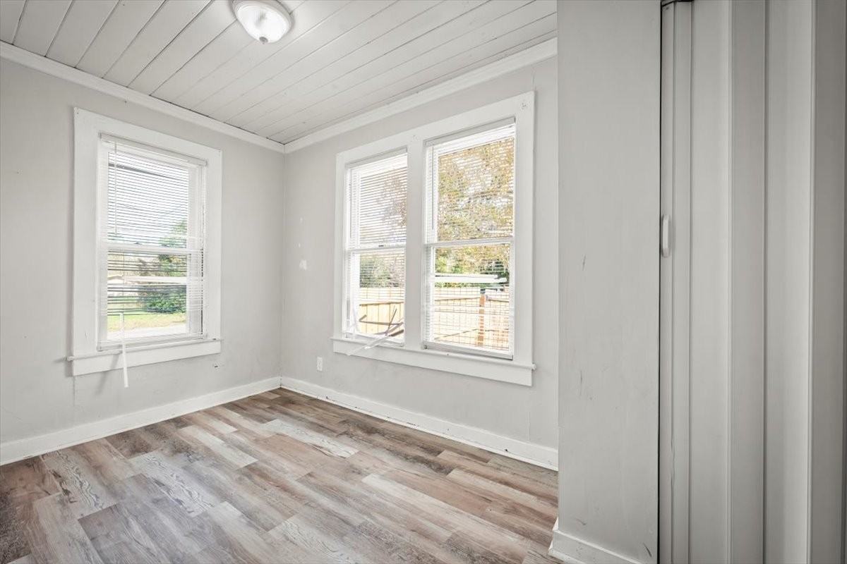 256 Vernis Ave #NA - Photo 6 of 19