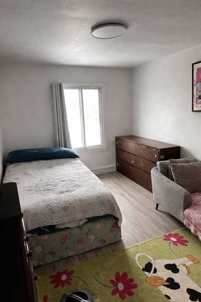 4861 Av Barclay - Photo 4 of 8