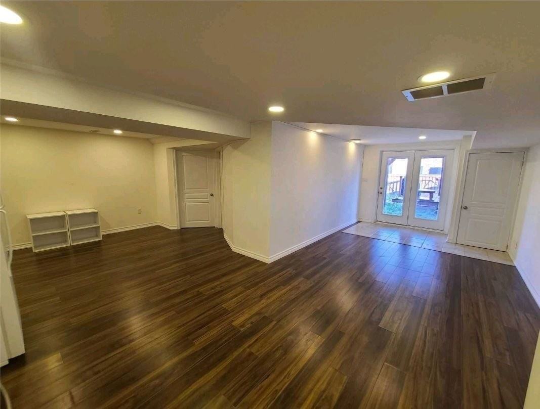 Plantain Lane - Photo 3 of 9