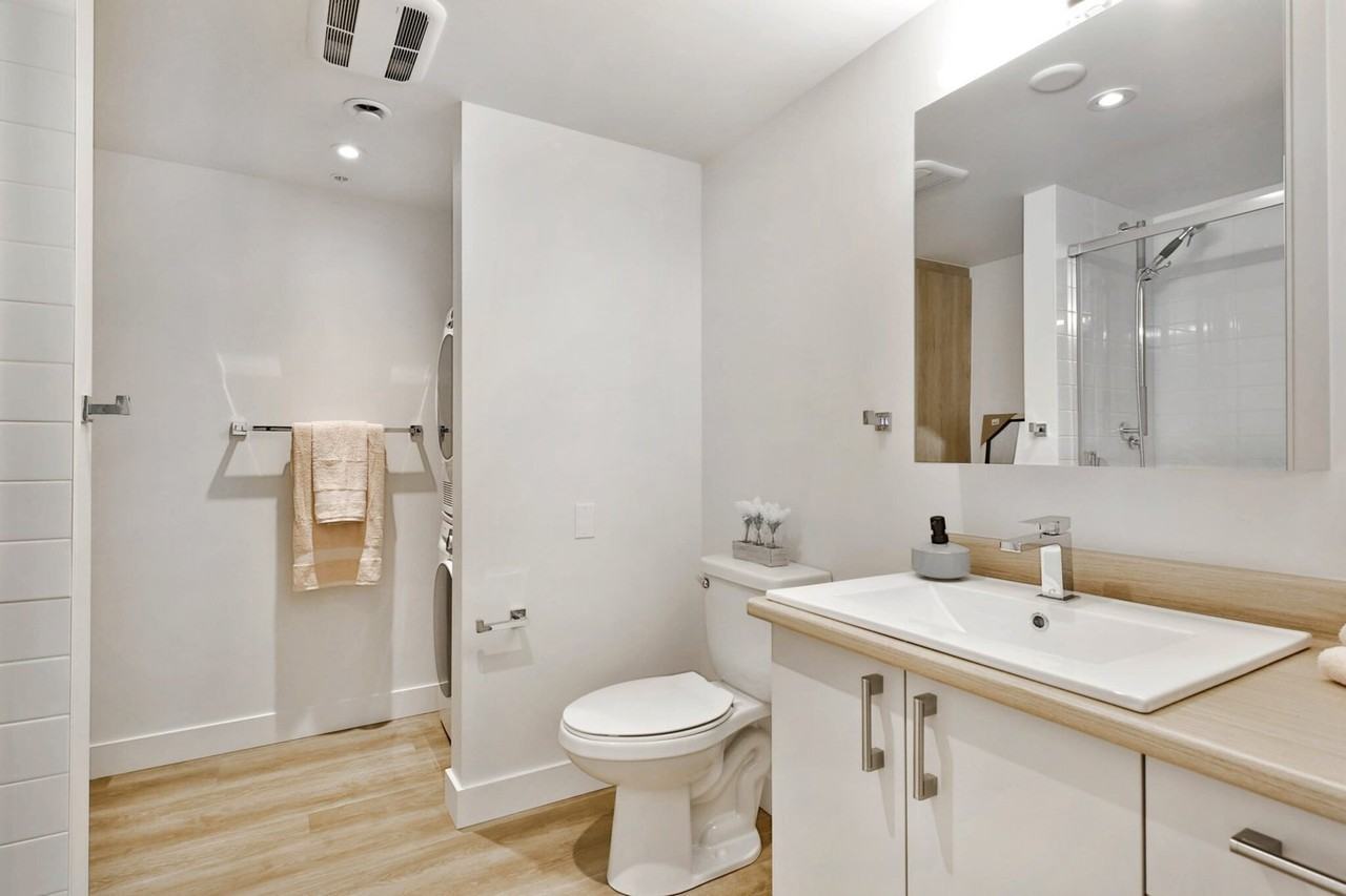 11200 Rue De Chambord - Photo 3 of 29