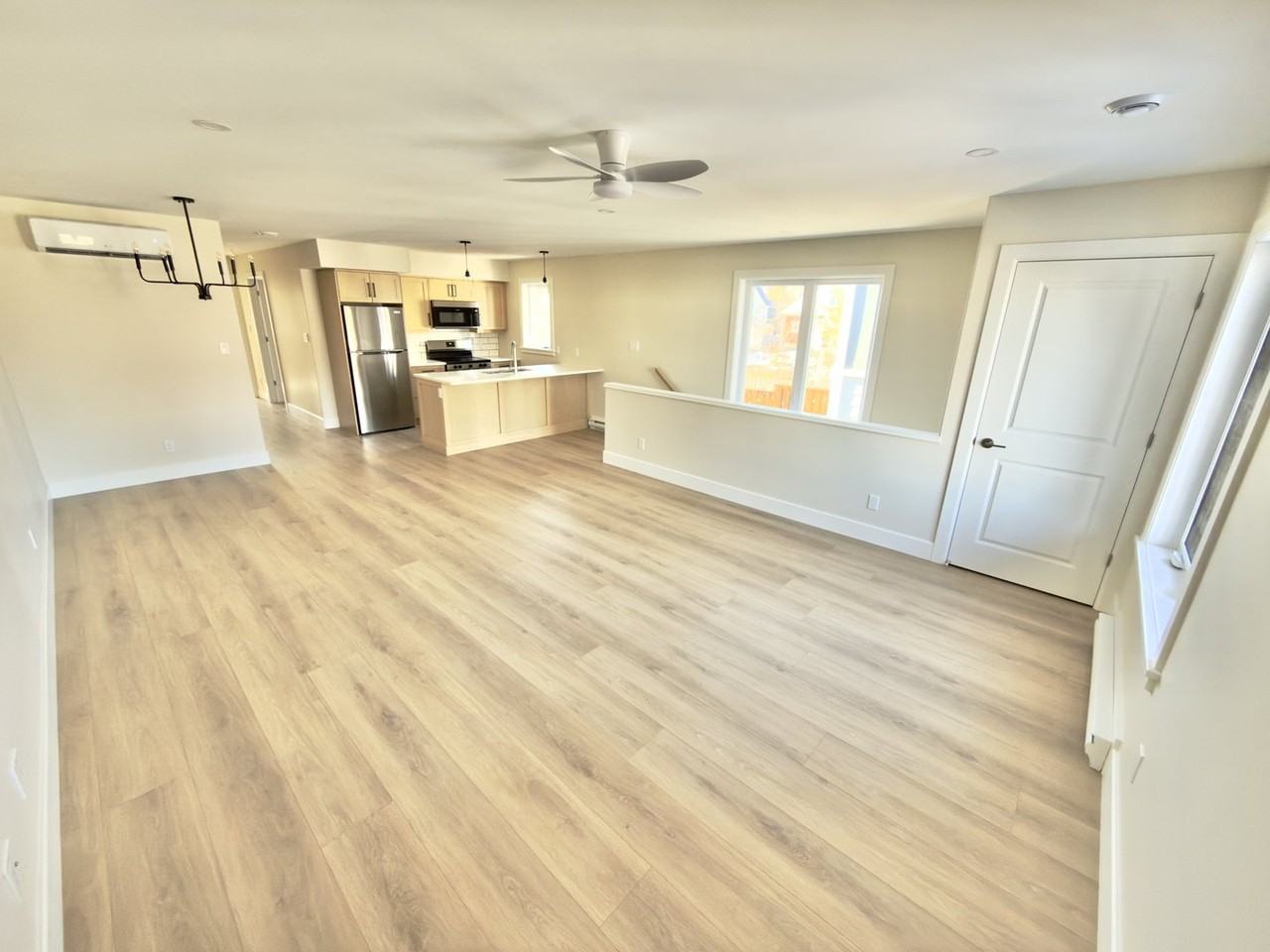 12 Victoria Ave - Photo 3 of 17