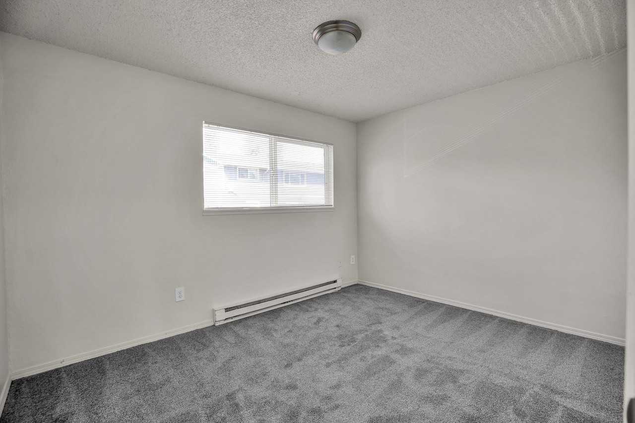 The Patrician Apartments - Photo 5 of 44