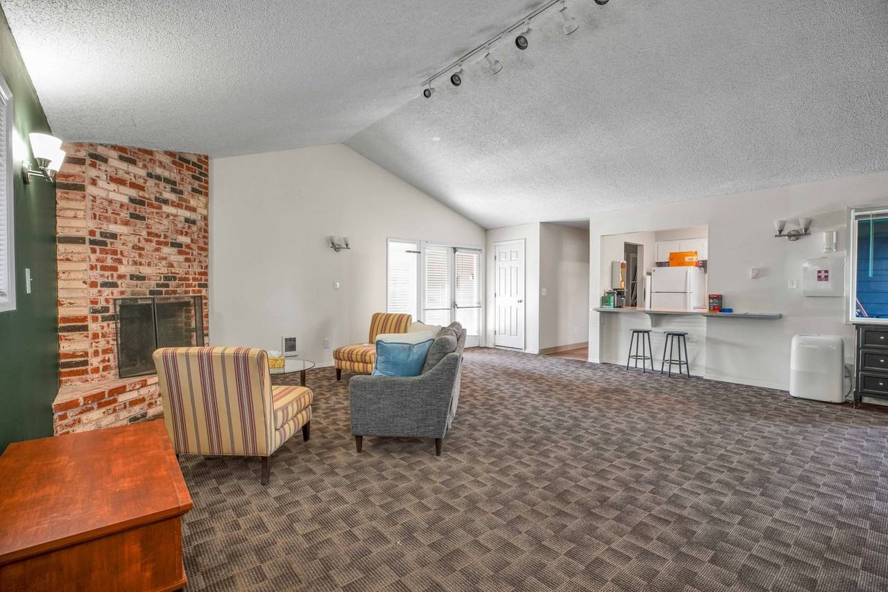 The Patrician Apartments - Photo 7 of 44